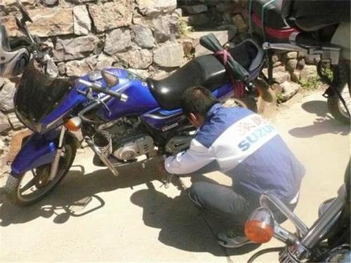 摩托車移動車庫